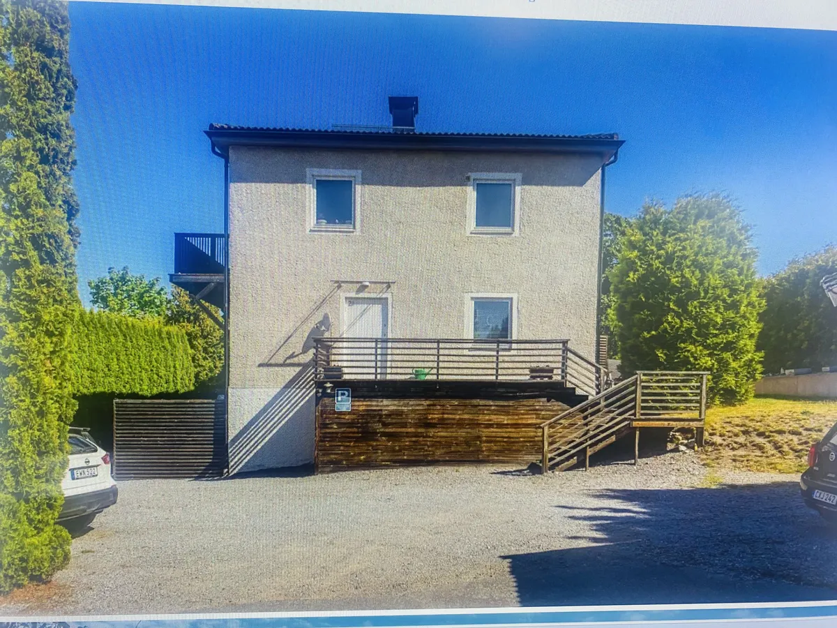 Tellusvägen