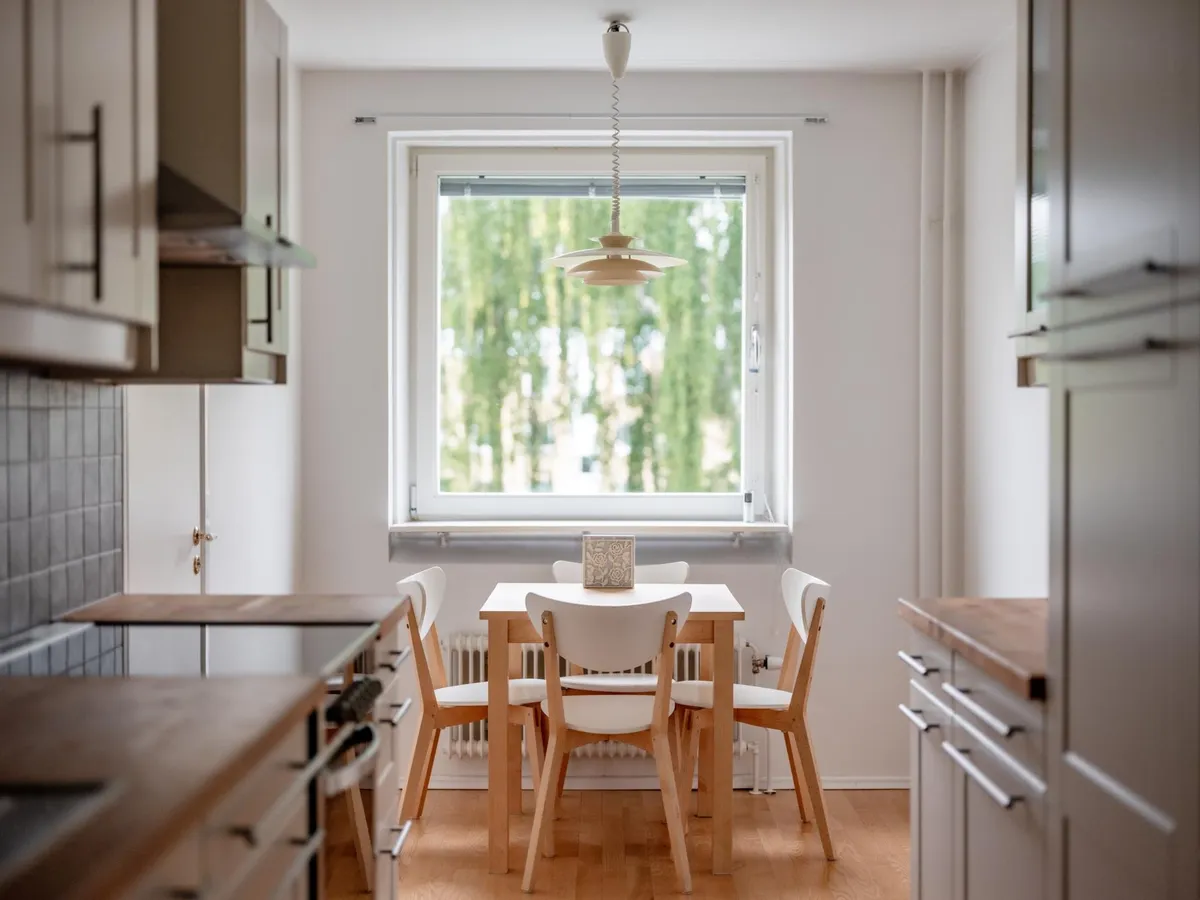 Husarvägen