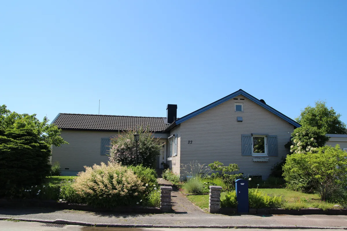 Hälltorpsvägen